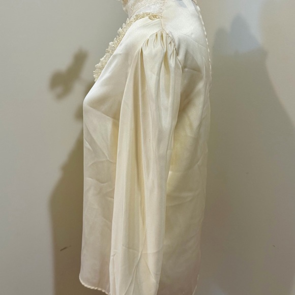 Vintage 80s Satin Lace-Trimmed Women's Blouse - Picture 5 of 10